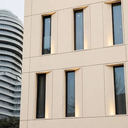 Centrale Hotel 4*