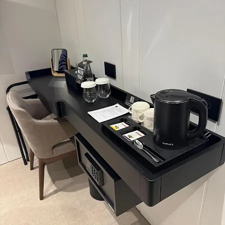 Centrale Hotel 4* Tirana